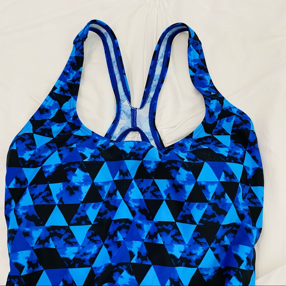 Speedo Swim suit - Picture 3 of 7